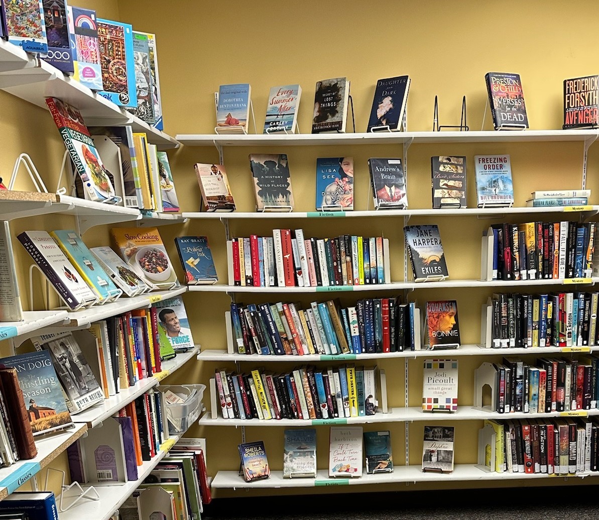 Book Roo M Book Sales - Whitefish Bay Public Library